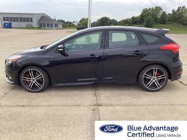 2017 FORD Focus