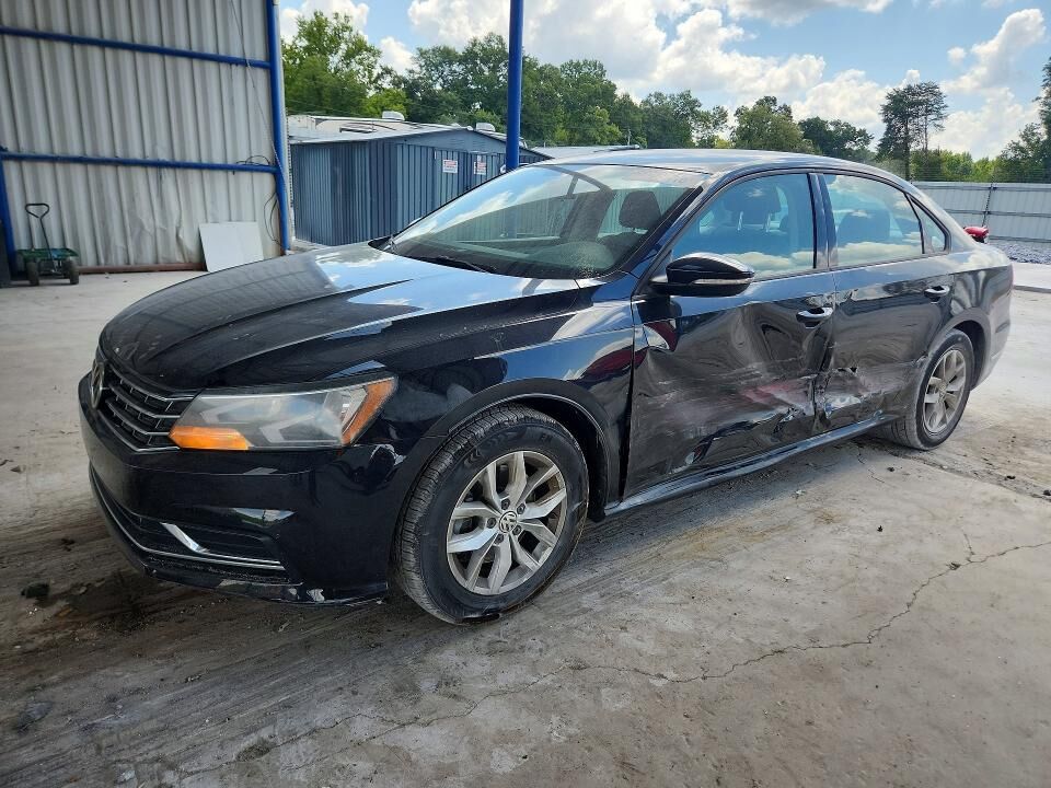2018 VOLKSWAGEN Passat