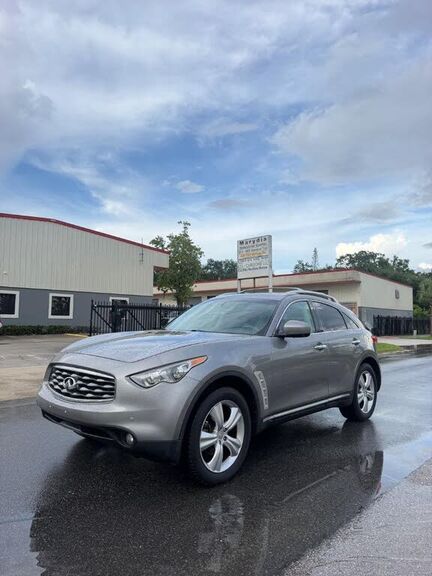 2011 INFINITI FX35