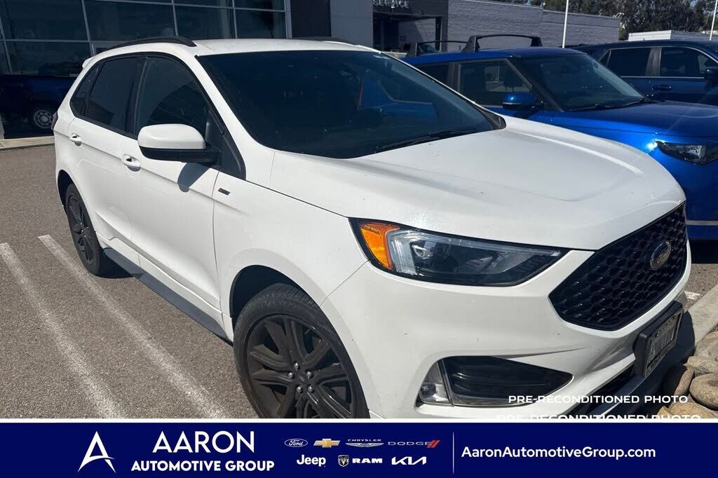 2022 FORD Edge