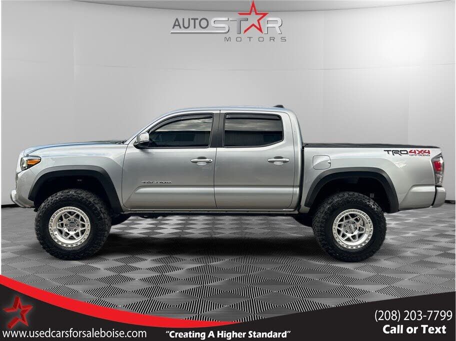 2023 TOYOTA Tacoma