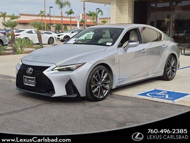 2022 LEXUS IS