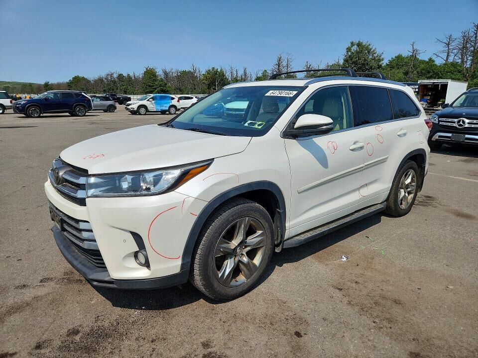 2018 TOYOTA Highlander