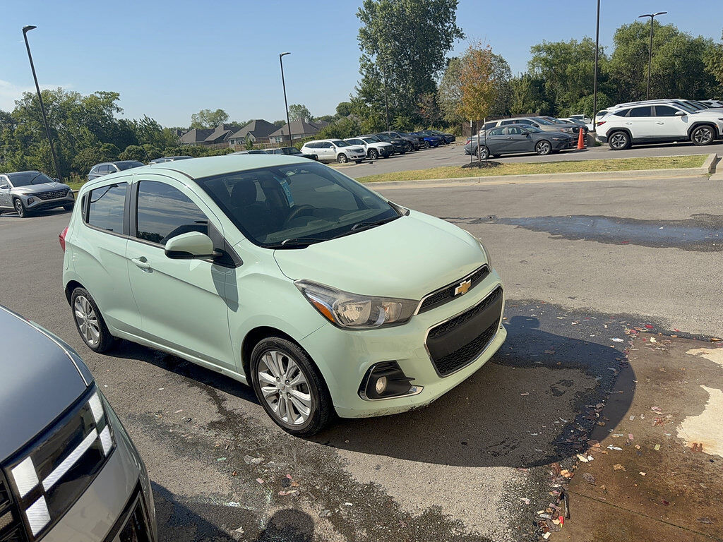 2017 CHEVROLET Spark