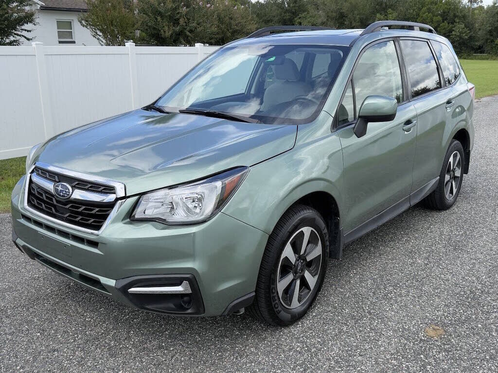 2017 SUBARU Forester