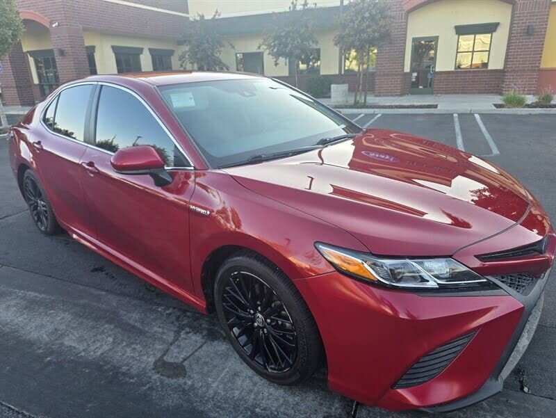 2020 TOYOTA Camry