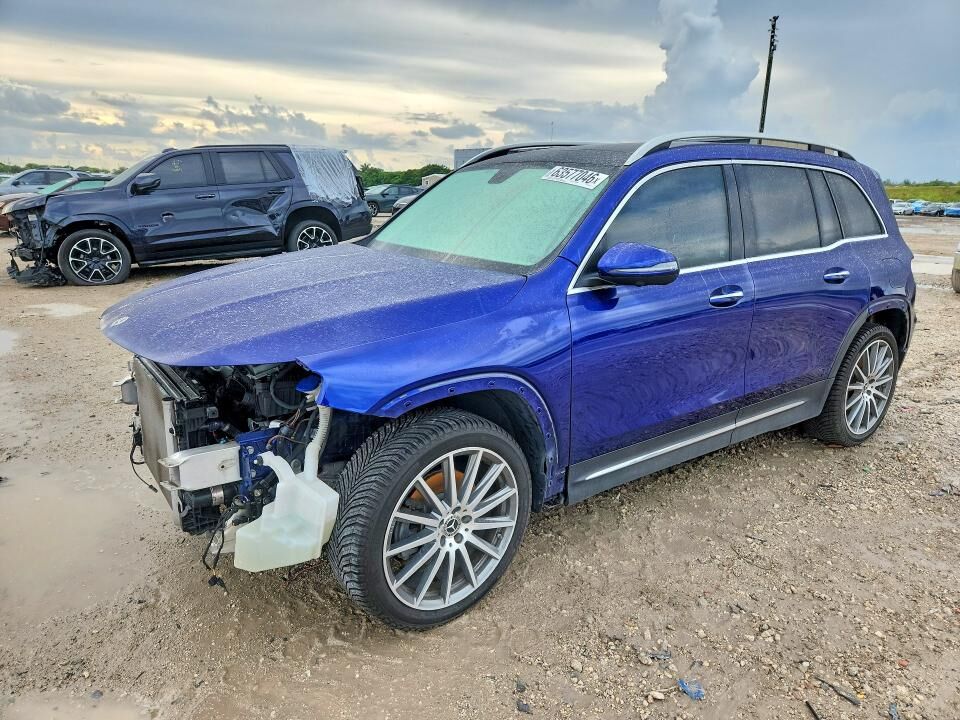 2023 MERCEDES-BENZ GLB-Class