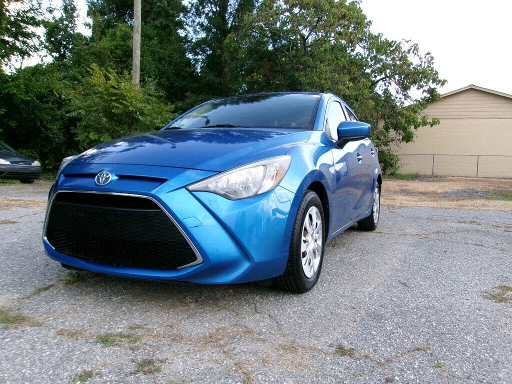 2019 TOYOTA Yaris