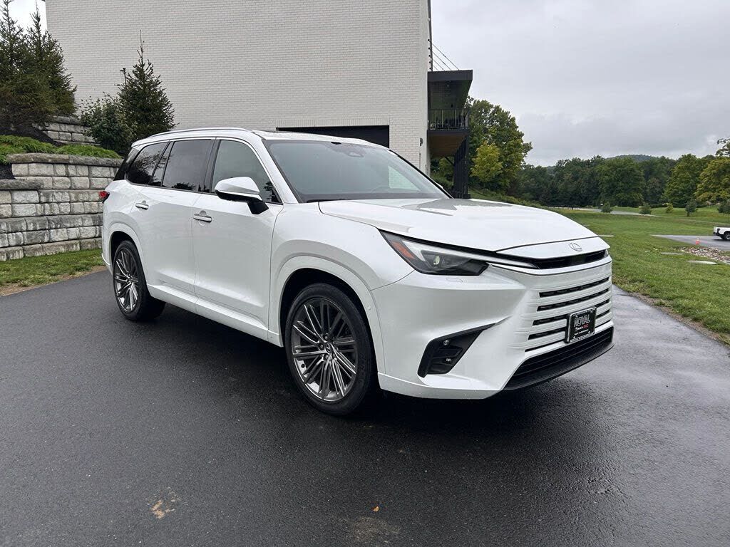 2024 LEXUS TX