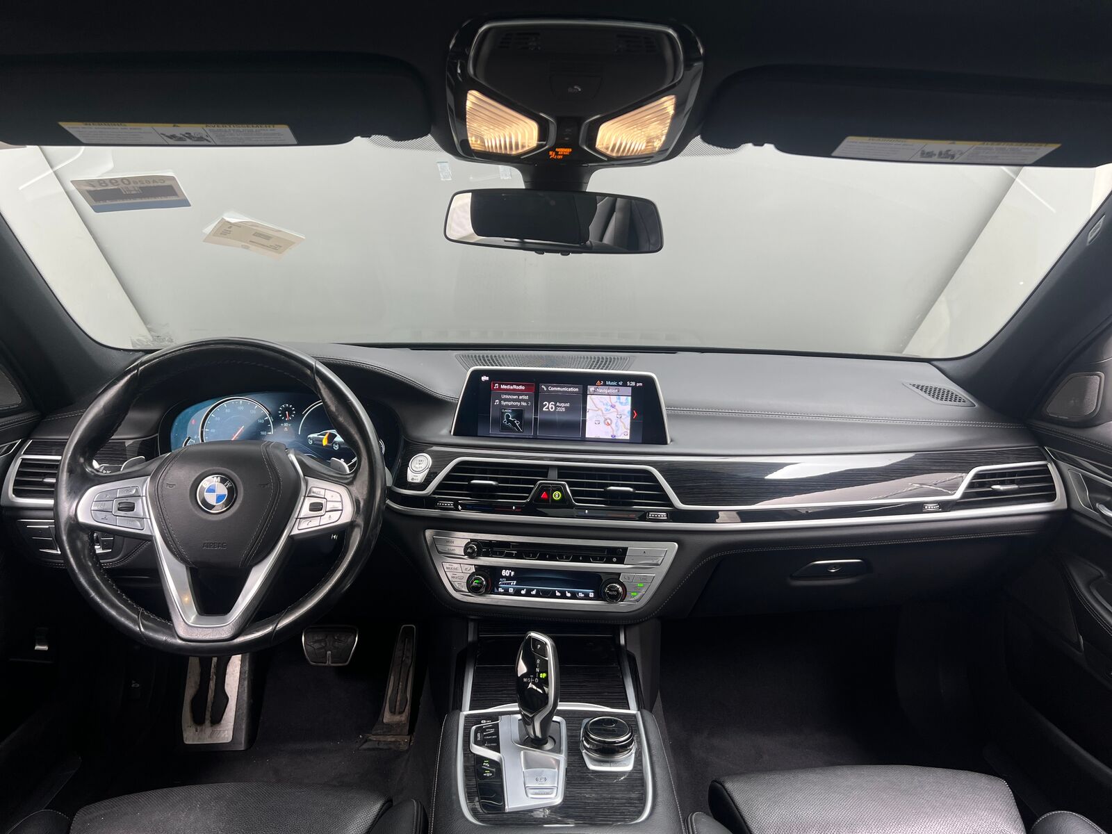 2019 BMW 740i