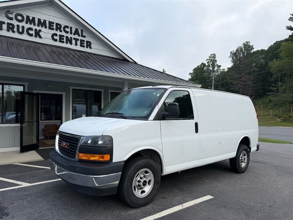 2023 GMC Savana