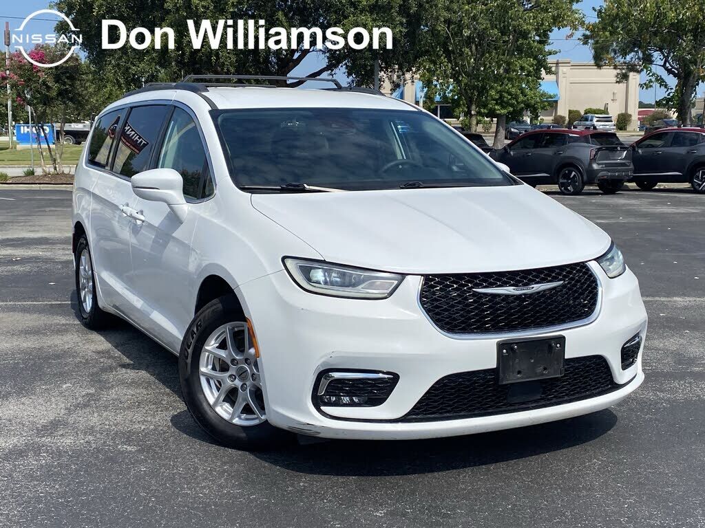 2022 CHRYSLER Pacifica