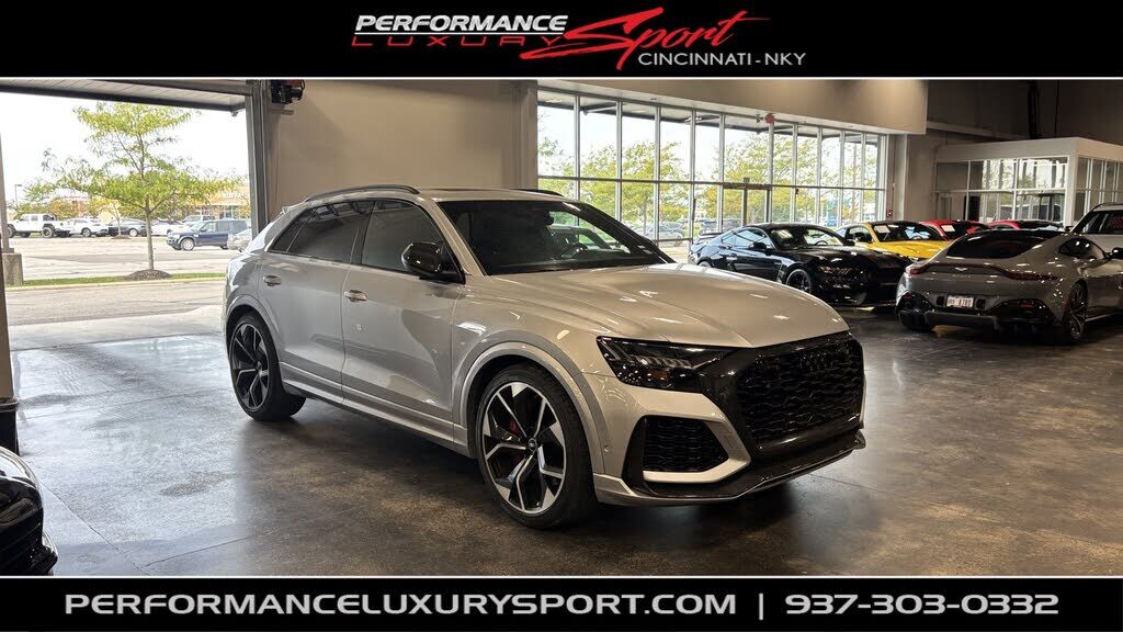 2022 AUDI RS Q8