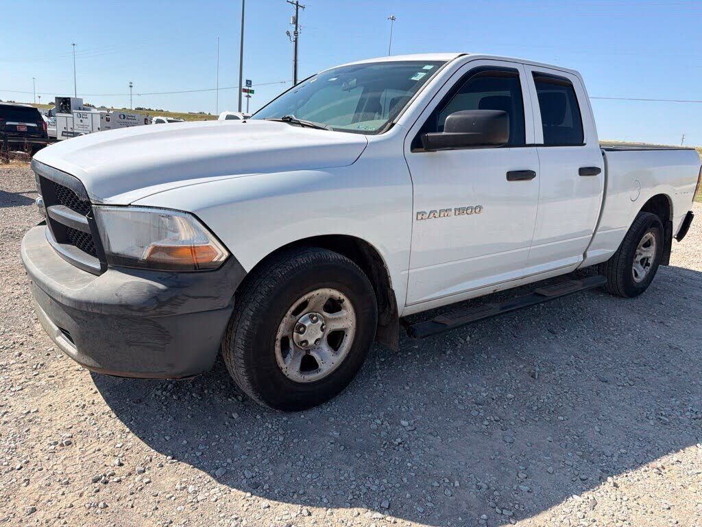2012 DODGE Ram