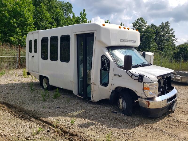 2021 FORD E-350