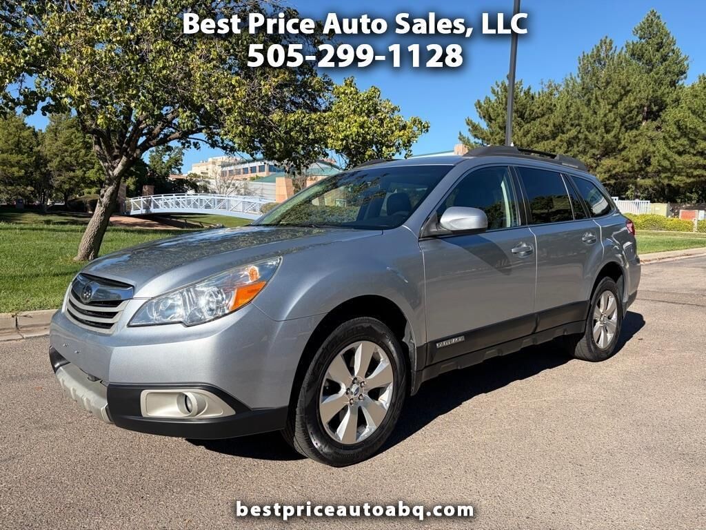 2012 SUBARU Outback