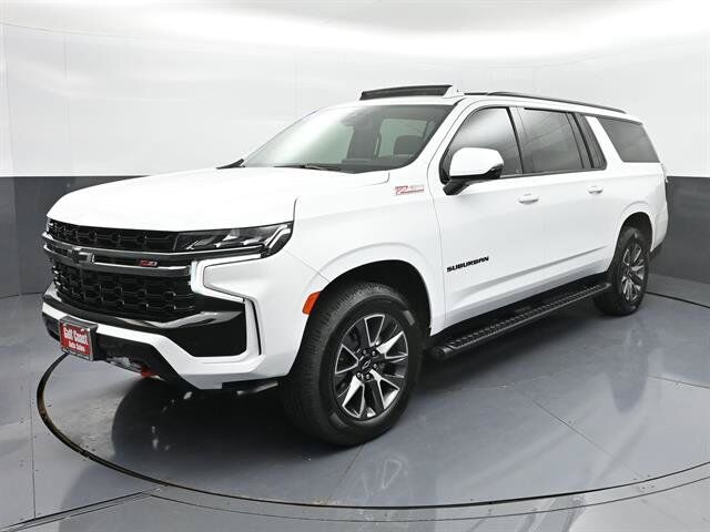 2022 CHEVROLET Suburban