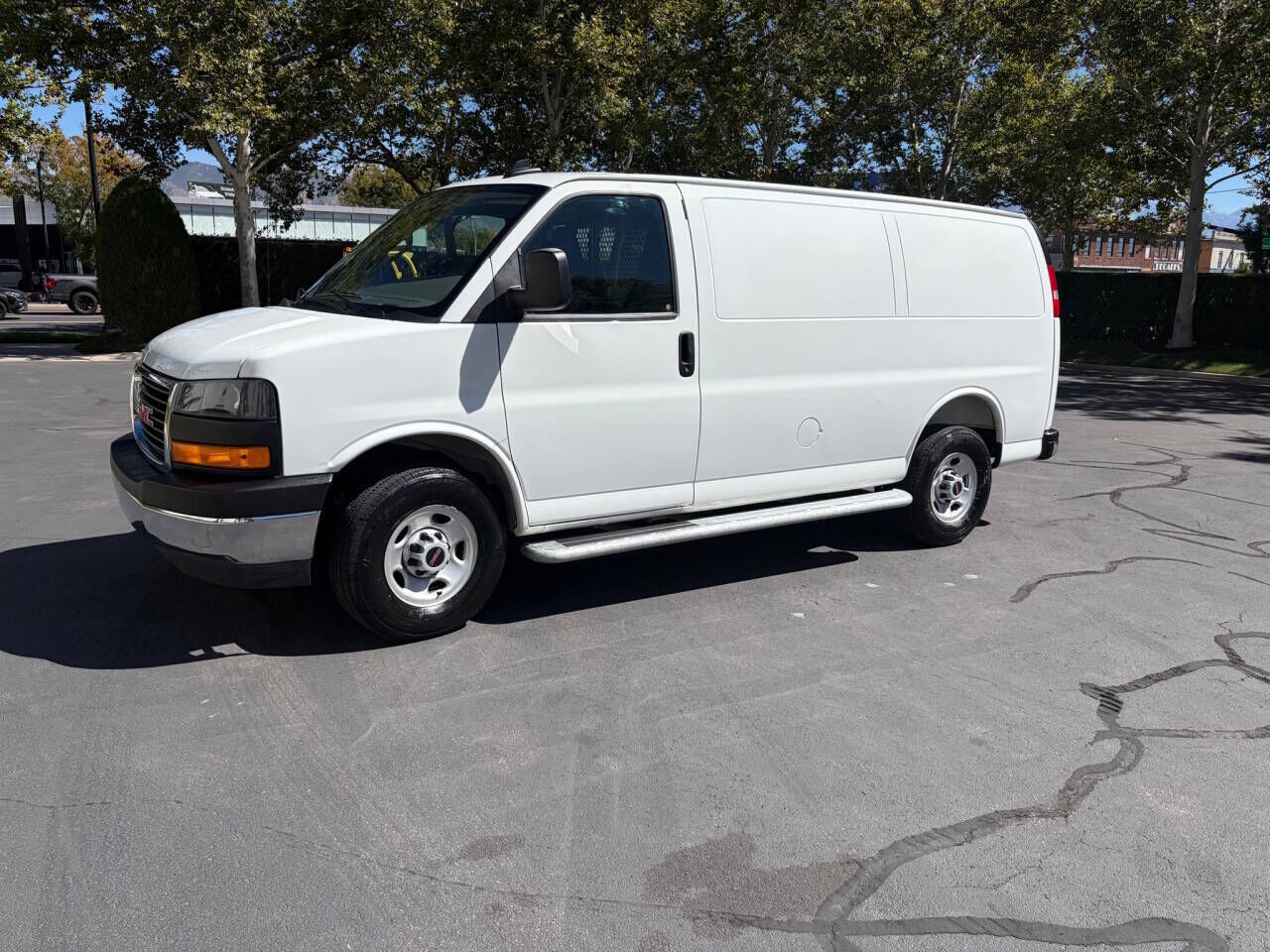 2025 GMC Savana