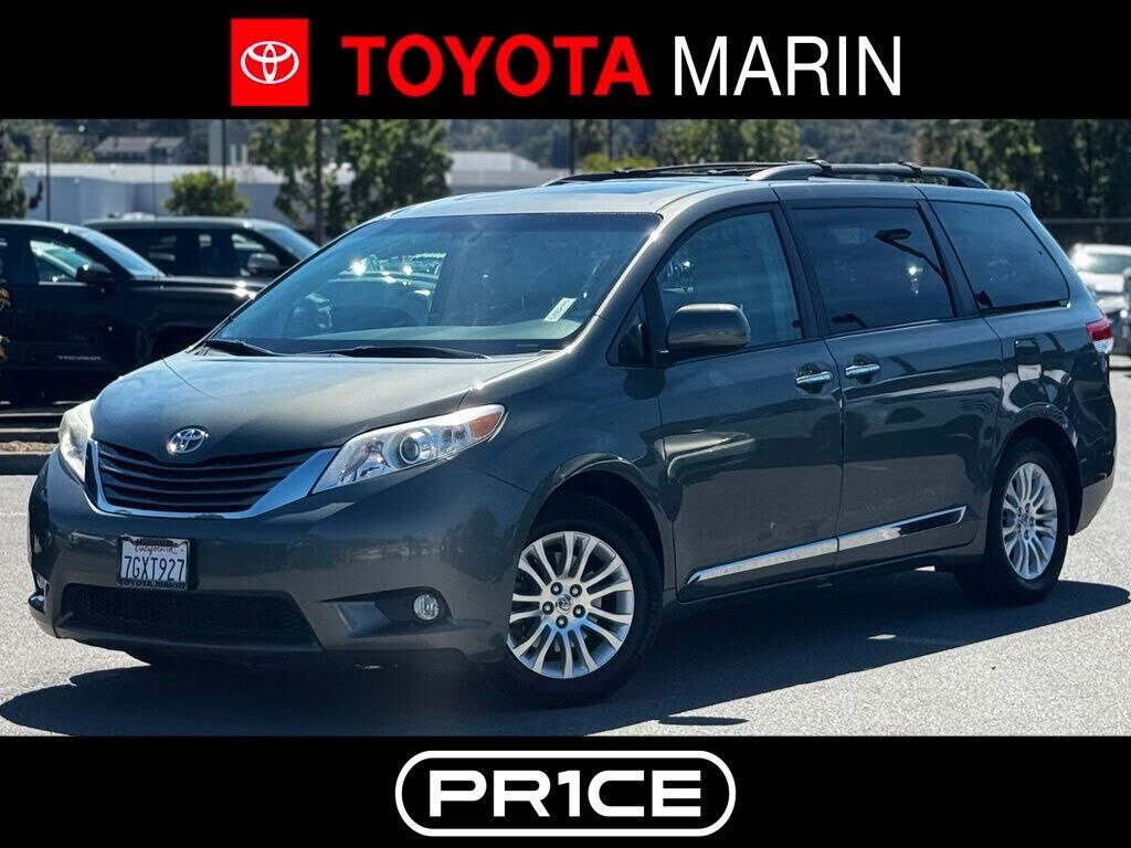 2014 TOYOTA Sienna