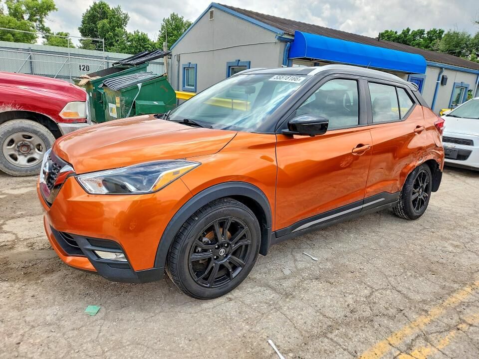 2020 NISSAN Kicks