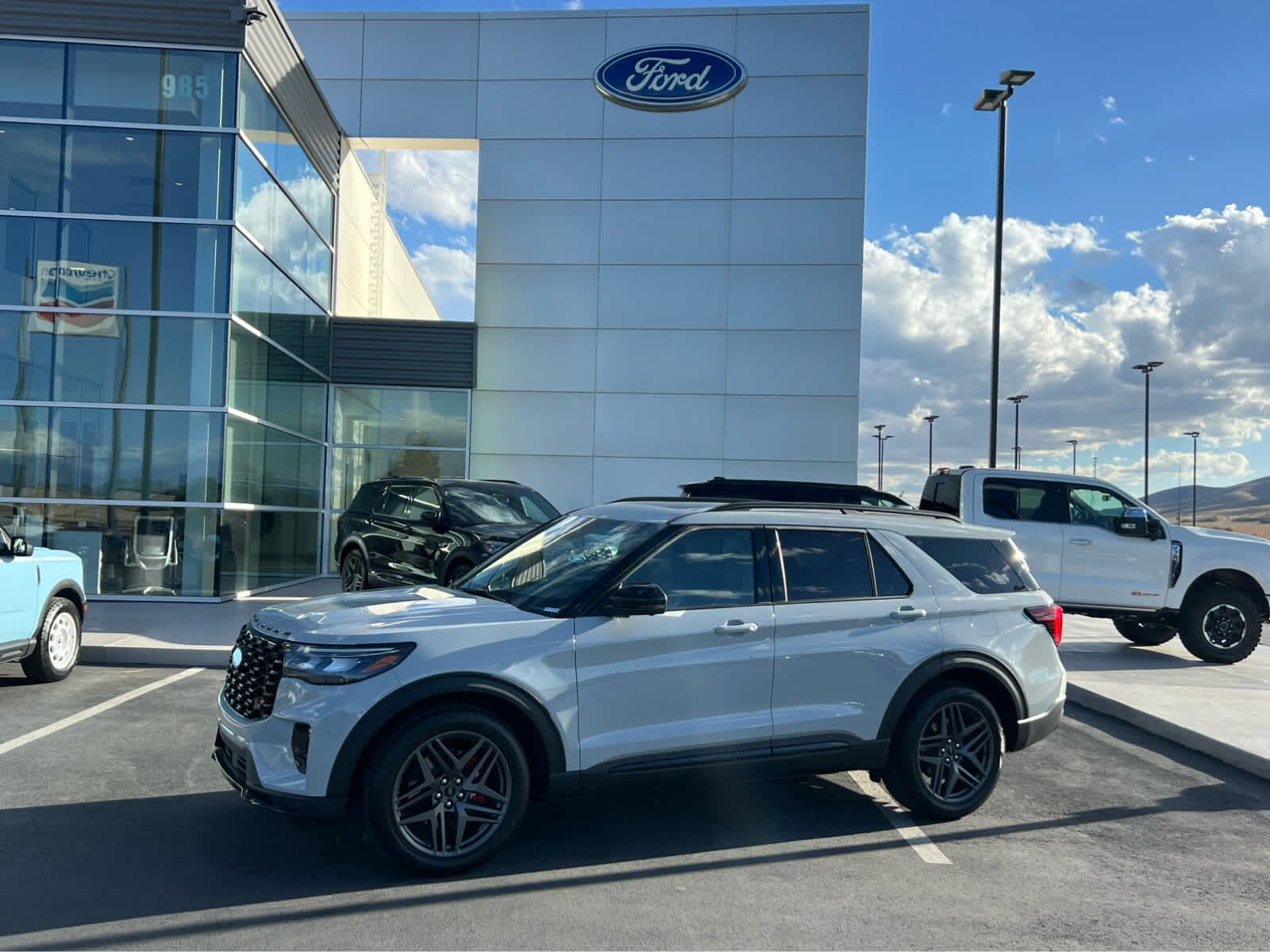 2027 FORD Explorer