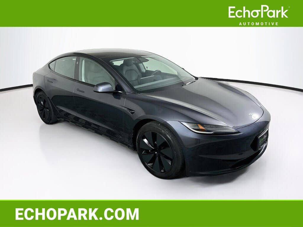 2025 TESLA Model 3