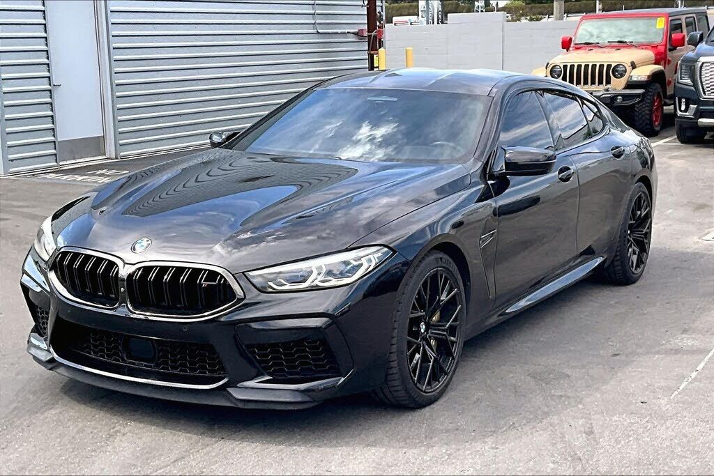 2020 BMW M8