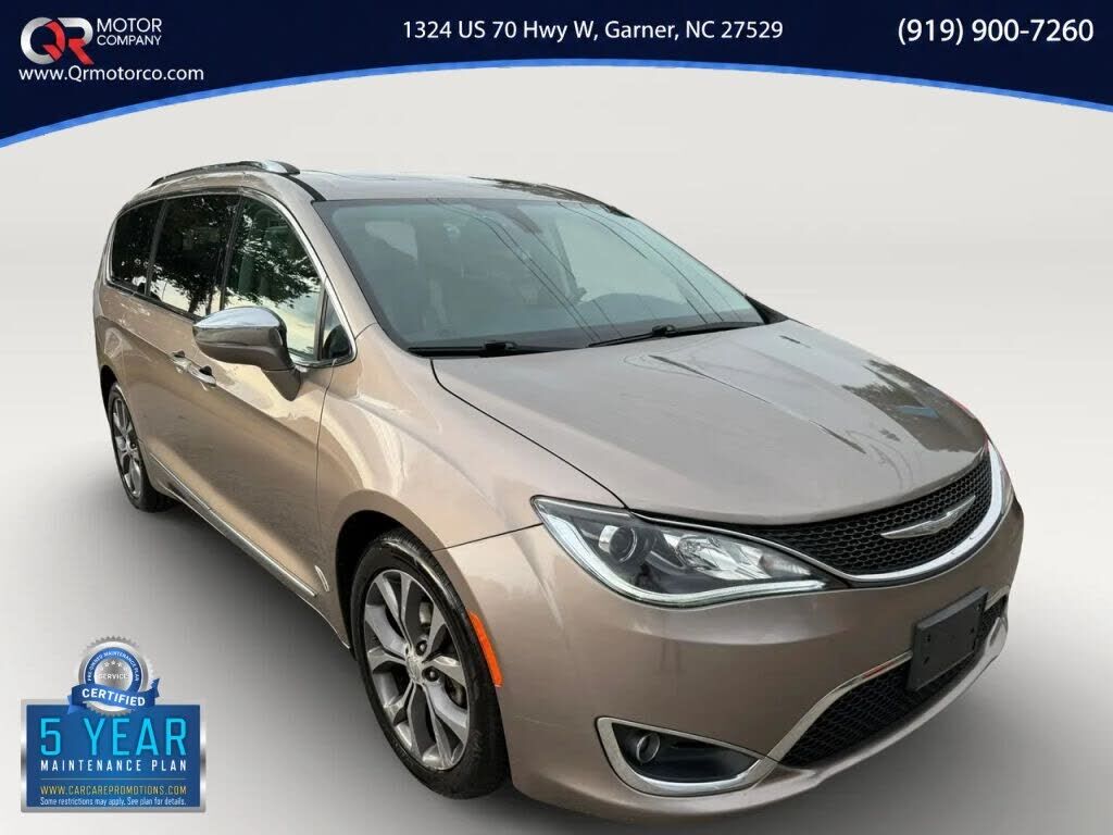 2017 CHRYSLER Pacifica