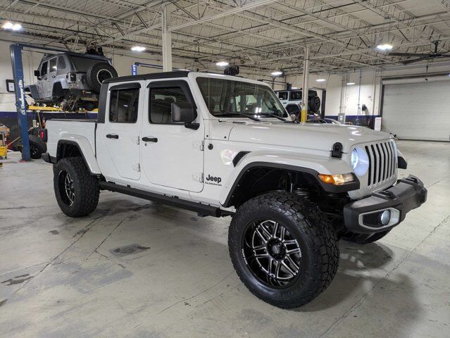 2022 JEEP Gladiator