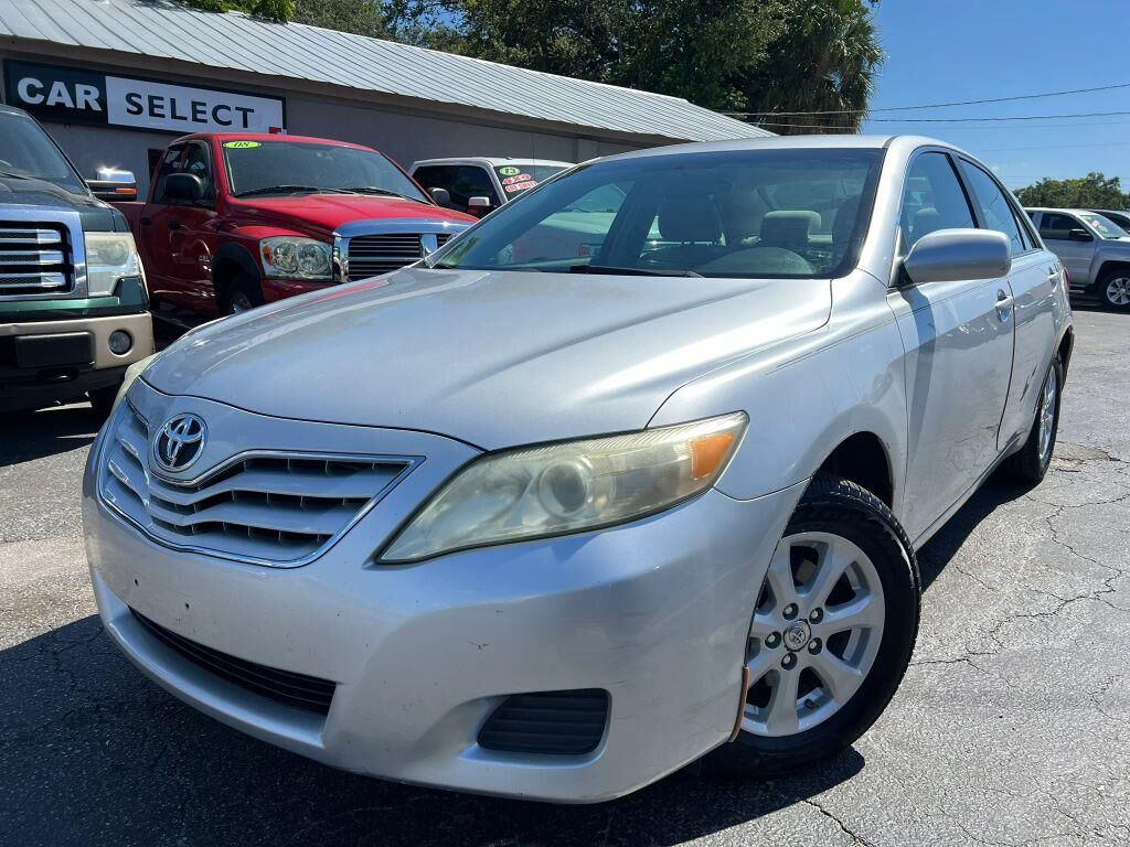 2011 TOYOTA Camry