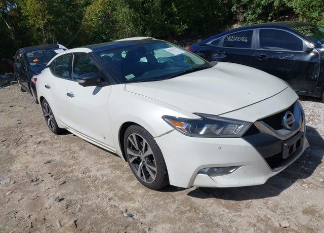 2016 NISSAN Maxima