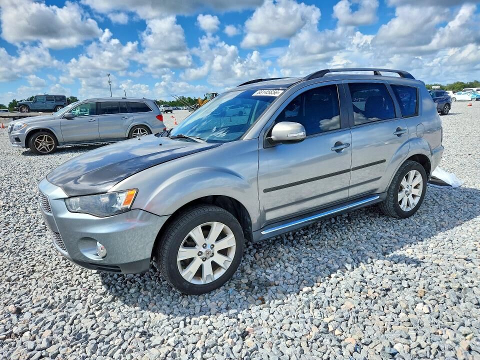 2013 MITSUBISHI Outlander