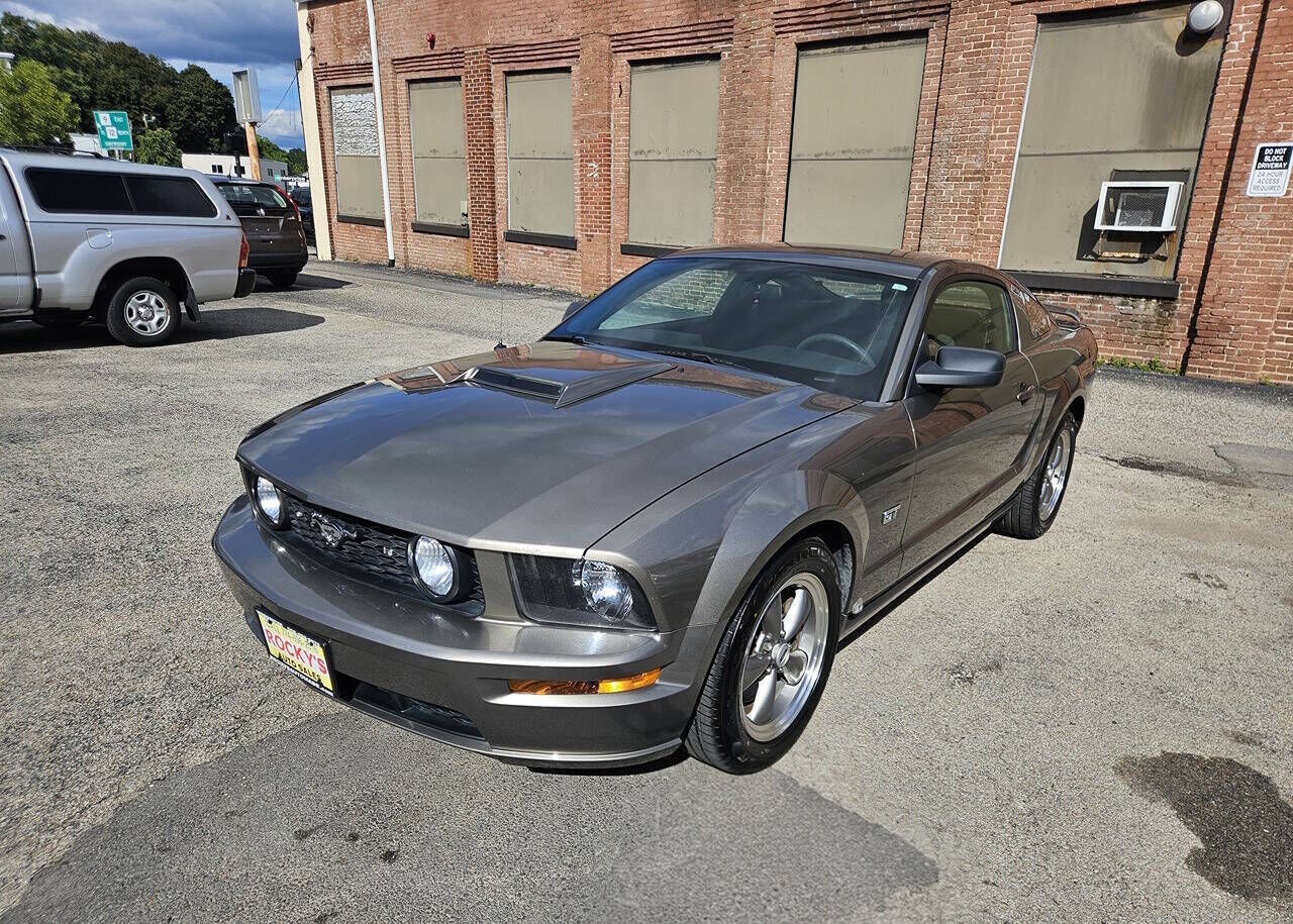 2005 FORD Mustang