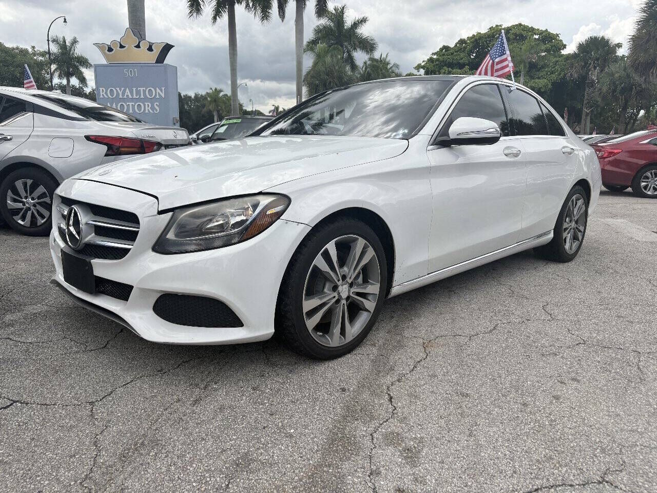 2016 MERCEDES-BENZ C-Class