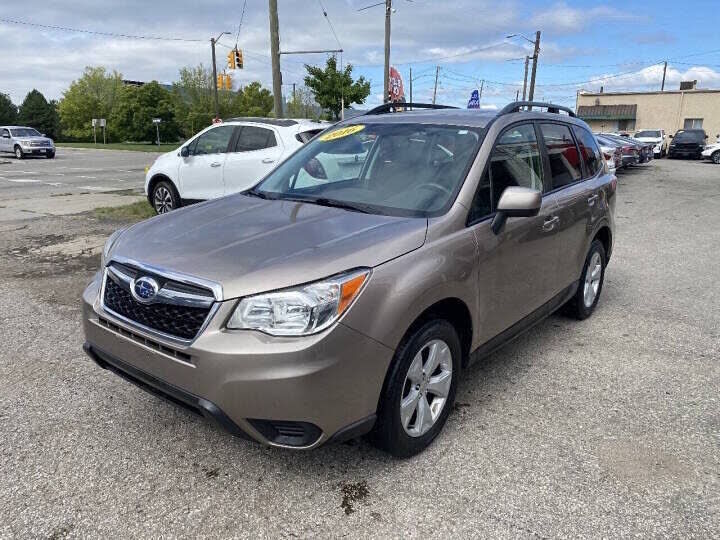 2016 SUBARU Forester