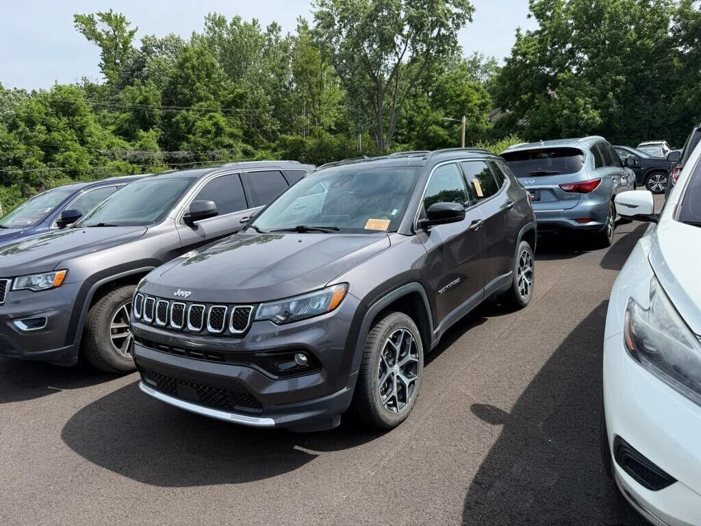 2024 JEEP Compass