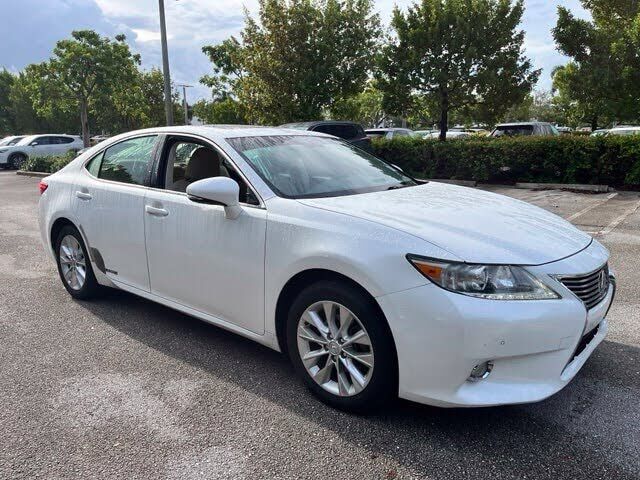2013 LEXUS ES