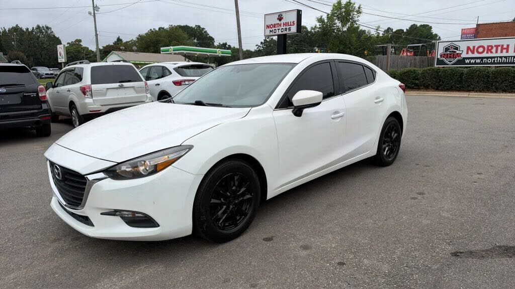 2017 MAZDA Mazda3