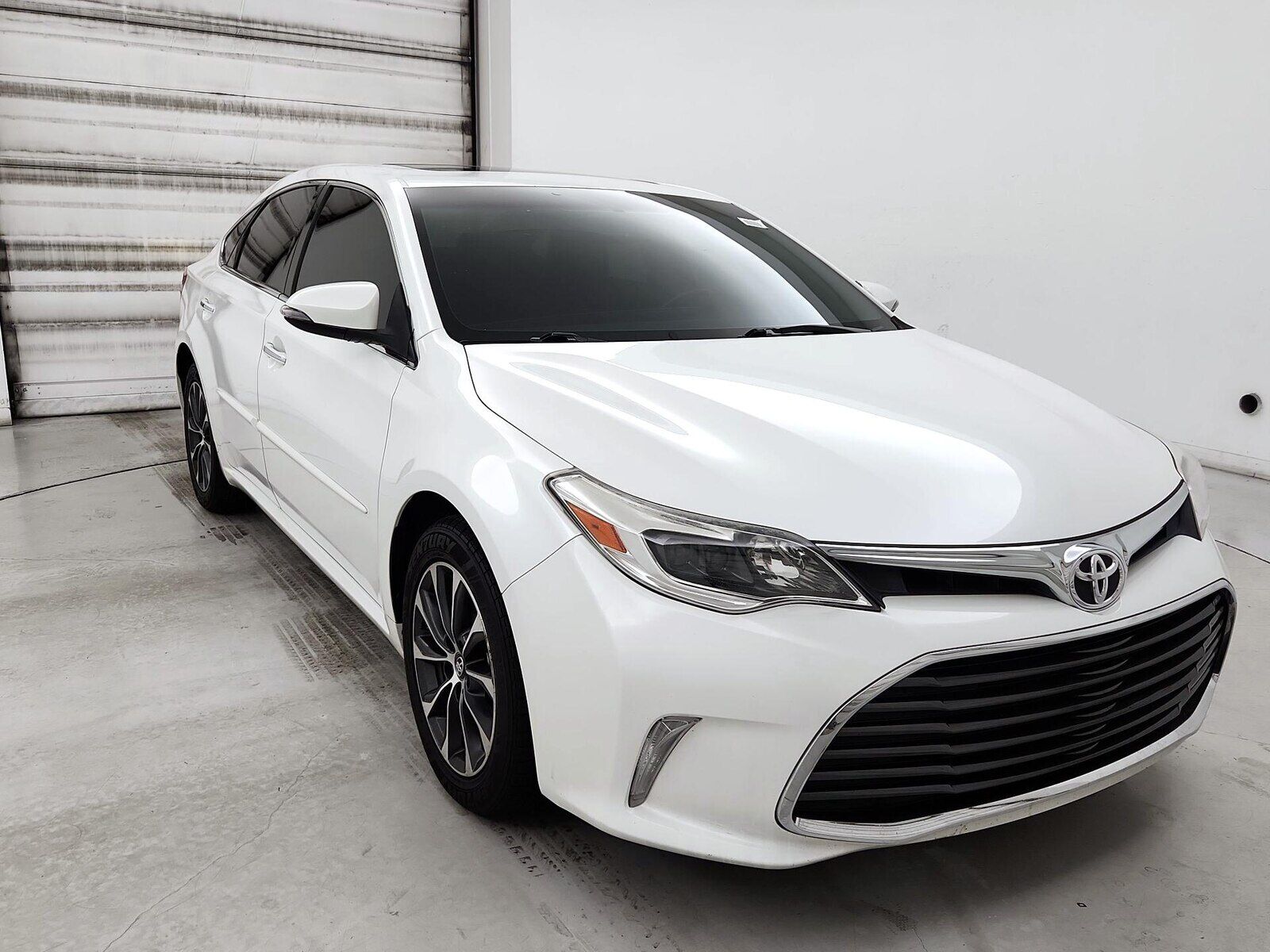 2016 TOYOTA Avalon