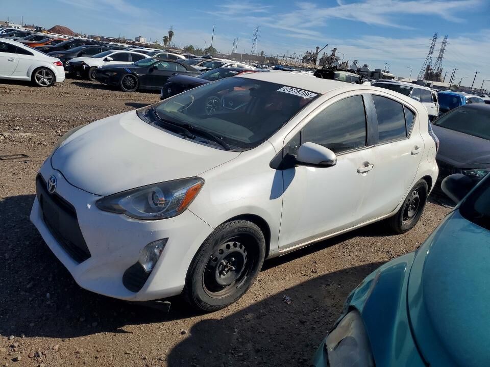 2016 TOYOTA Prius