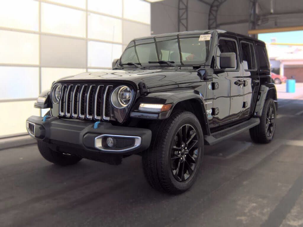 2022 JEEP Wrangler