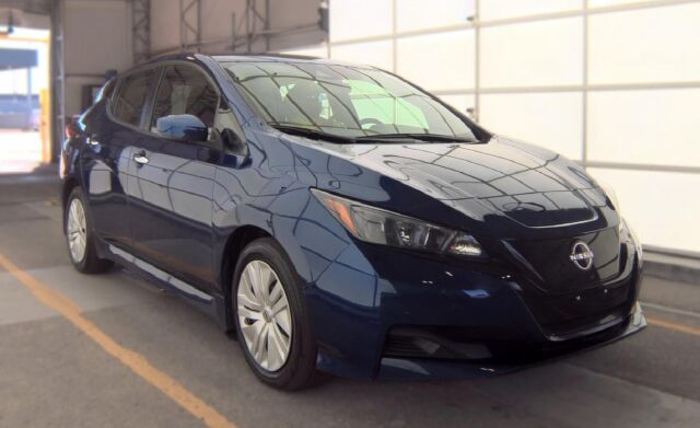 2025 NISSAN Leaf