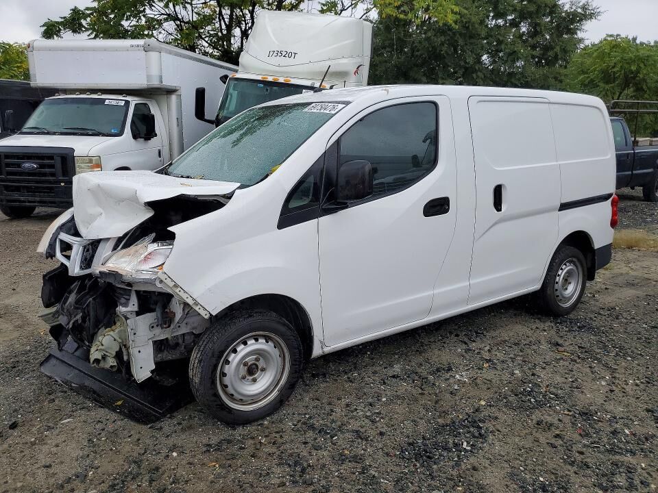 2017 NISSAN NV200
