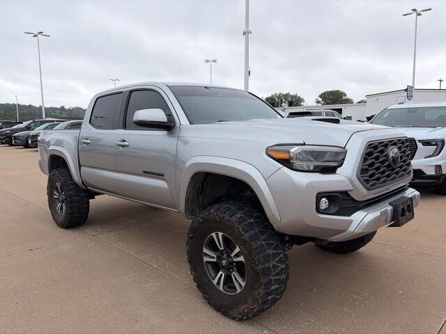 2022 TOYOTA Tacoma