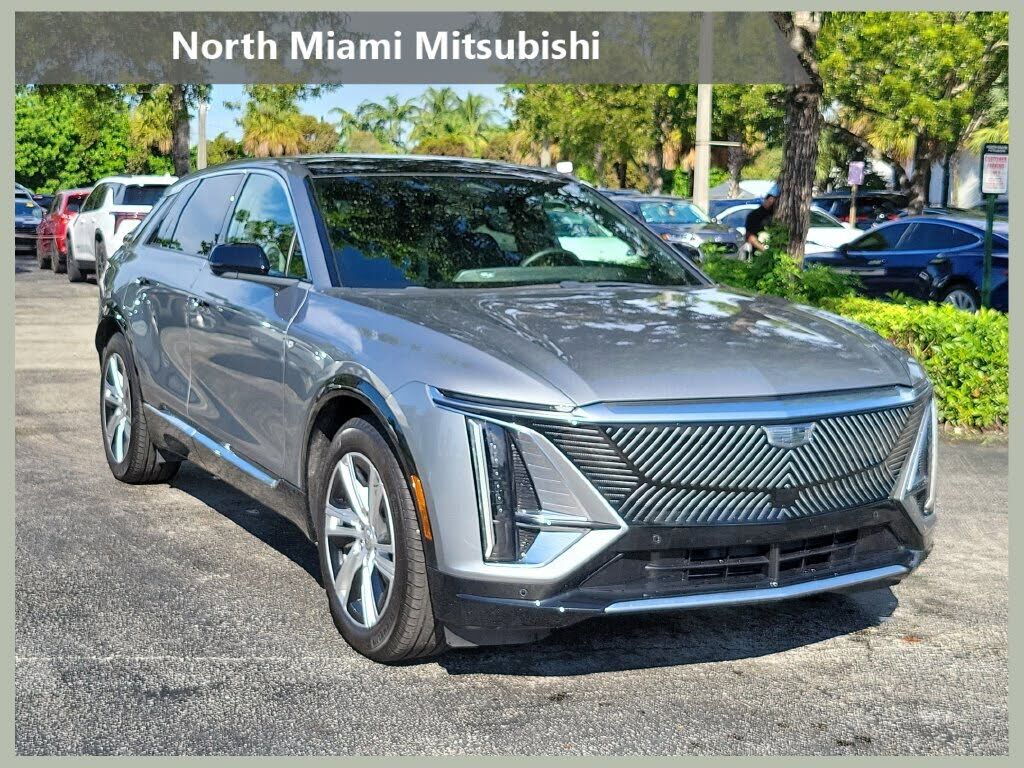 2024 CADILLAC Lyriq