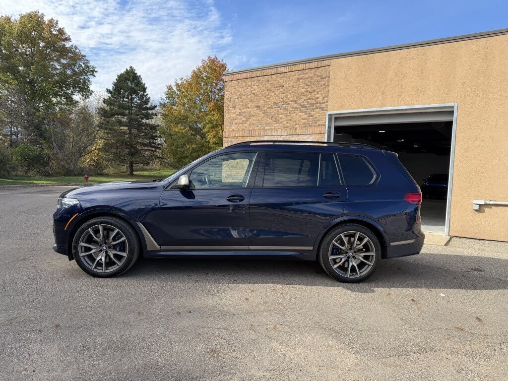 2020 BMW X7