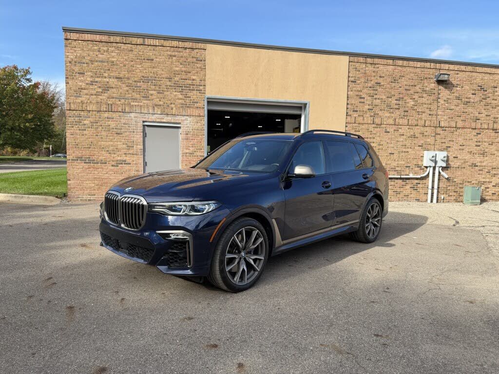 2020 BMW X7