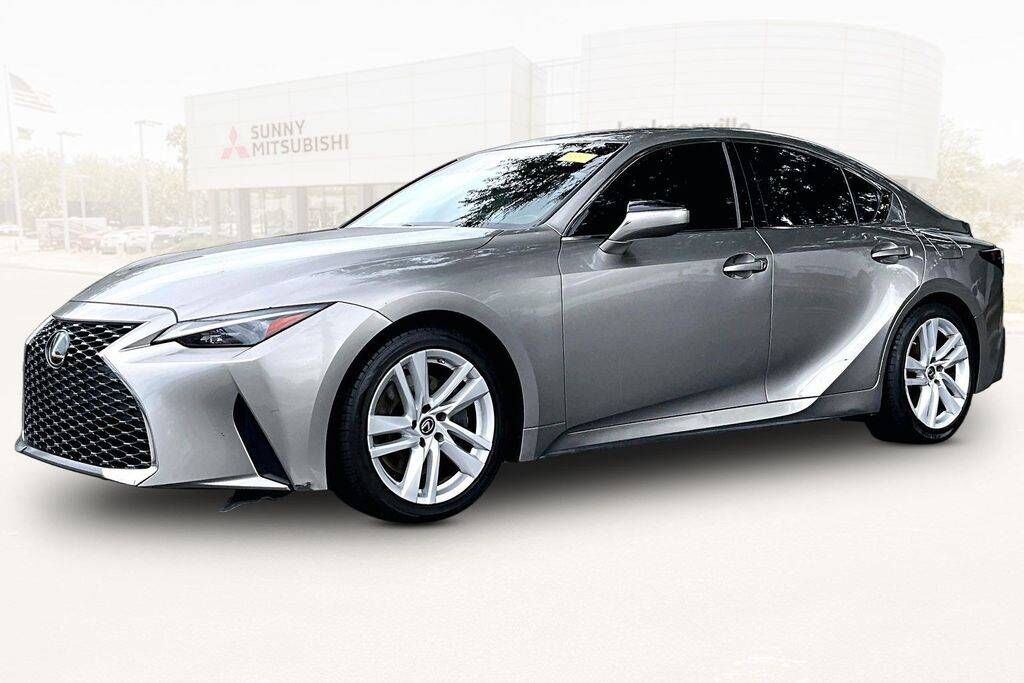 2021 LEXUS IS
