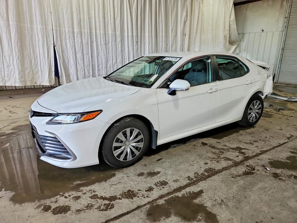 2022 TOYOTA Camry
