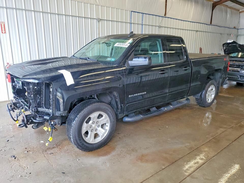 2018 CHEVROLET Silverado